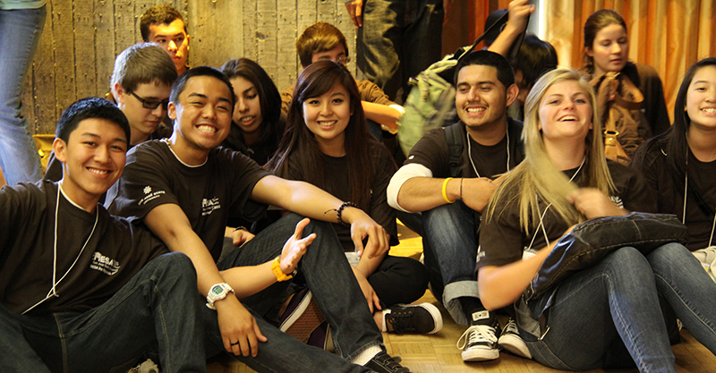 students_in_hallway